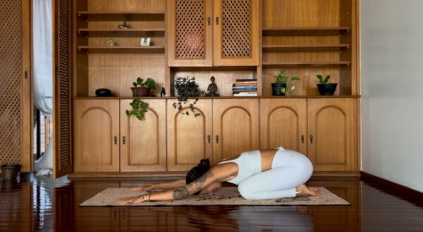 Yoga Suave